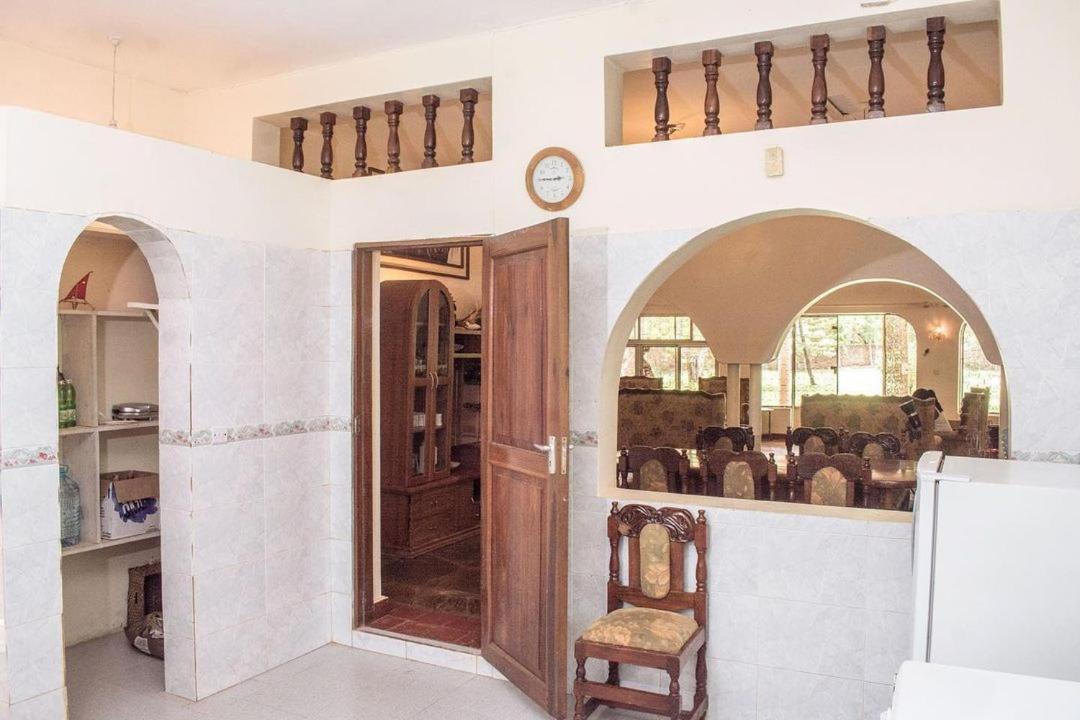 Kijani Cottages Diani 디아니 해변 외부 사진