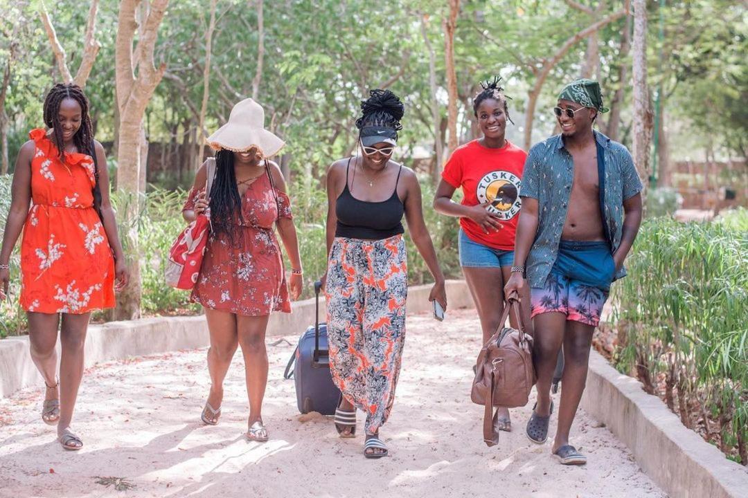Kijani Cottages Diani 디아니 해변 외부 사진